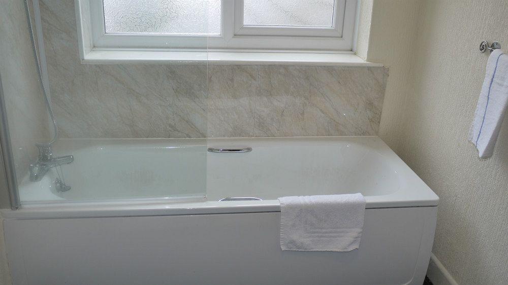 Hazelgrove Guest House Blackpool Bagian luar foto